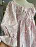 Women Round Neckline Lantern Sleeves Flounce Tops With Shorts